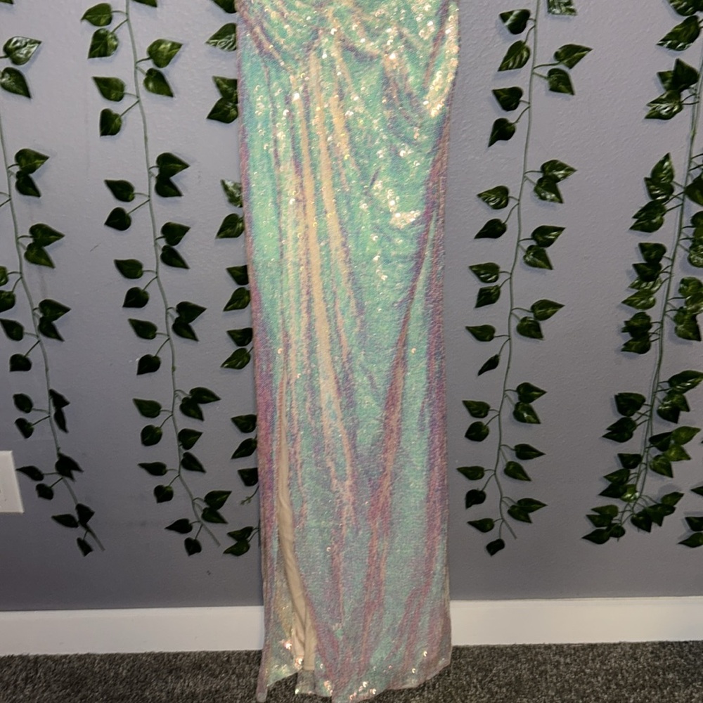 Size 9 strapless dress